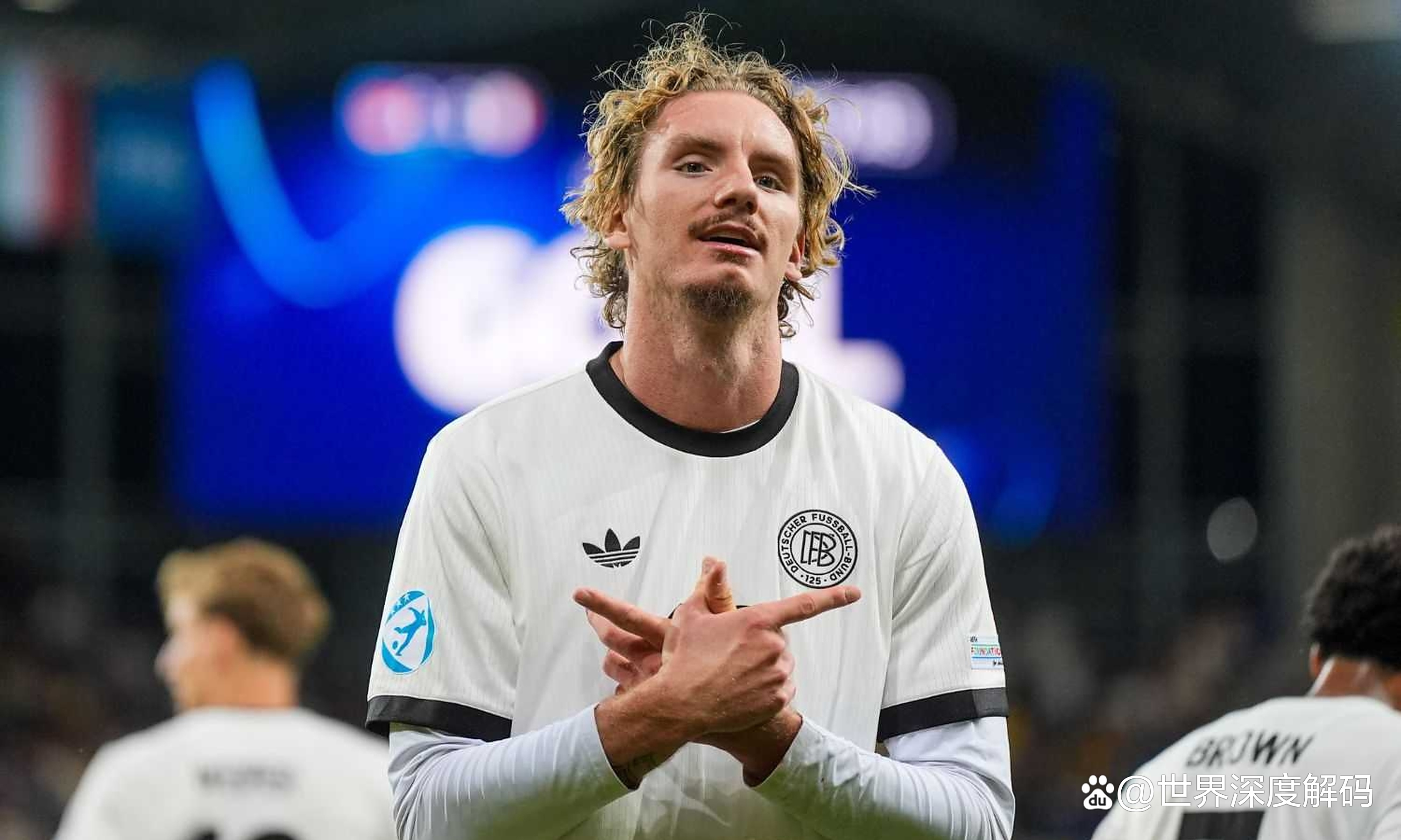 乐鱼体育活动-关于斯图加特队主帅力挺球员，相信团队能力赢得胜利的信息