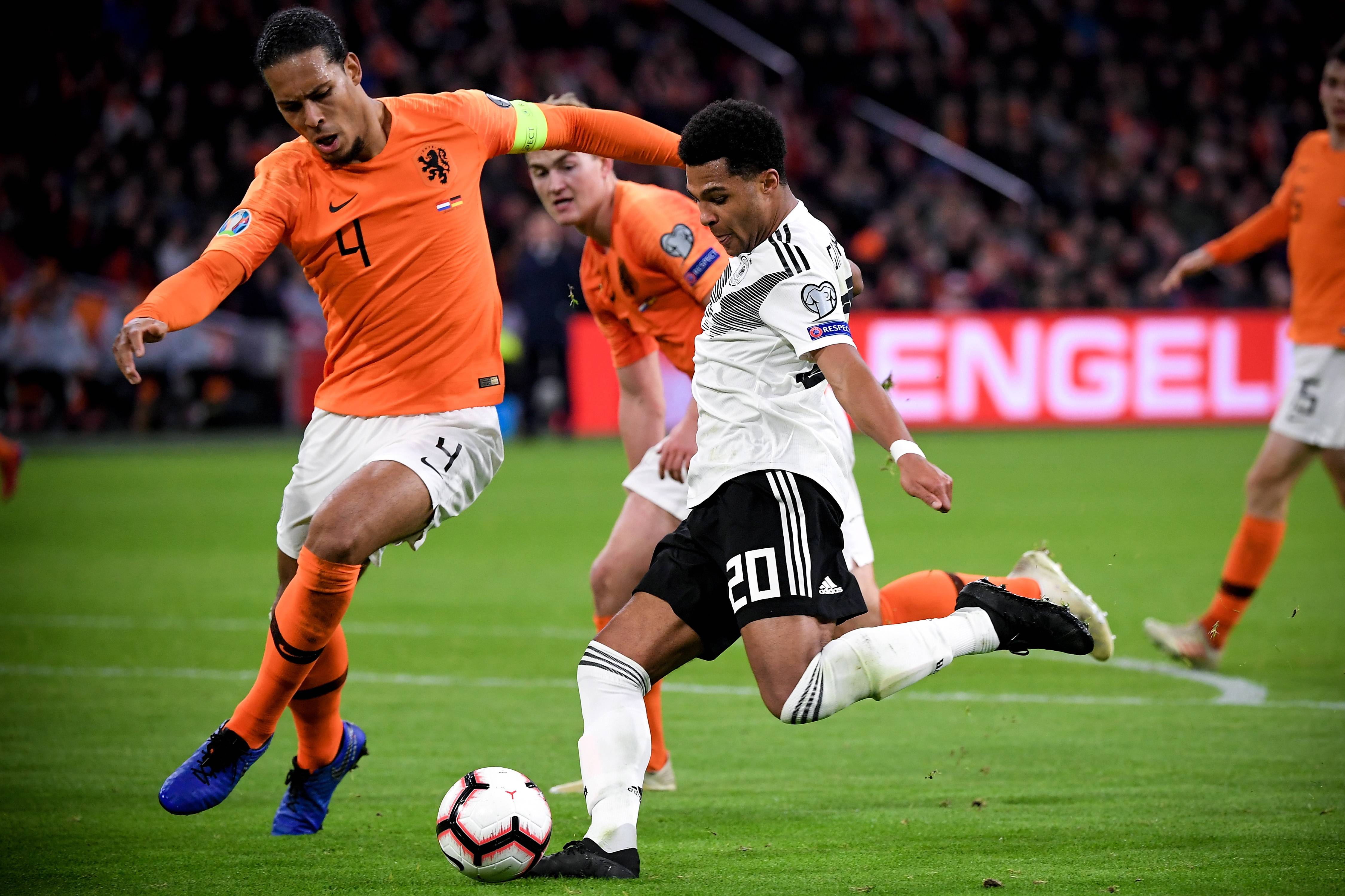 乐鱼体育官网app-欧洲强队交锋,谁能笑到最后