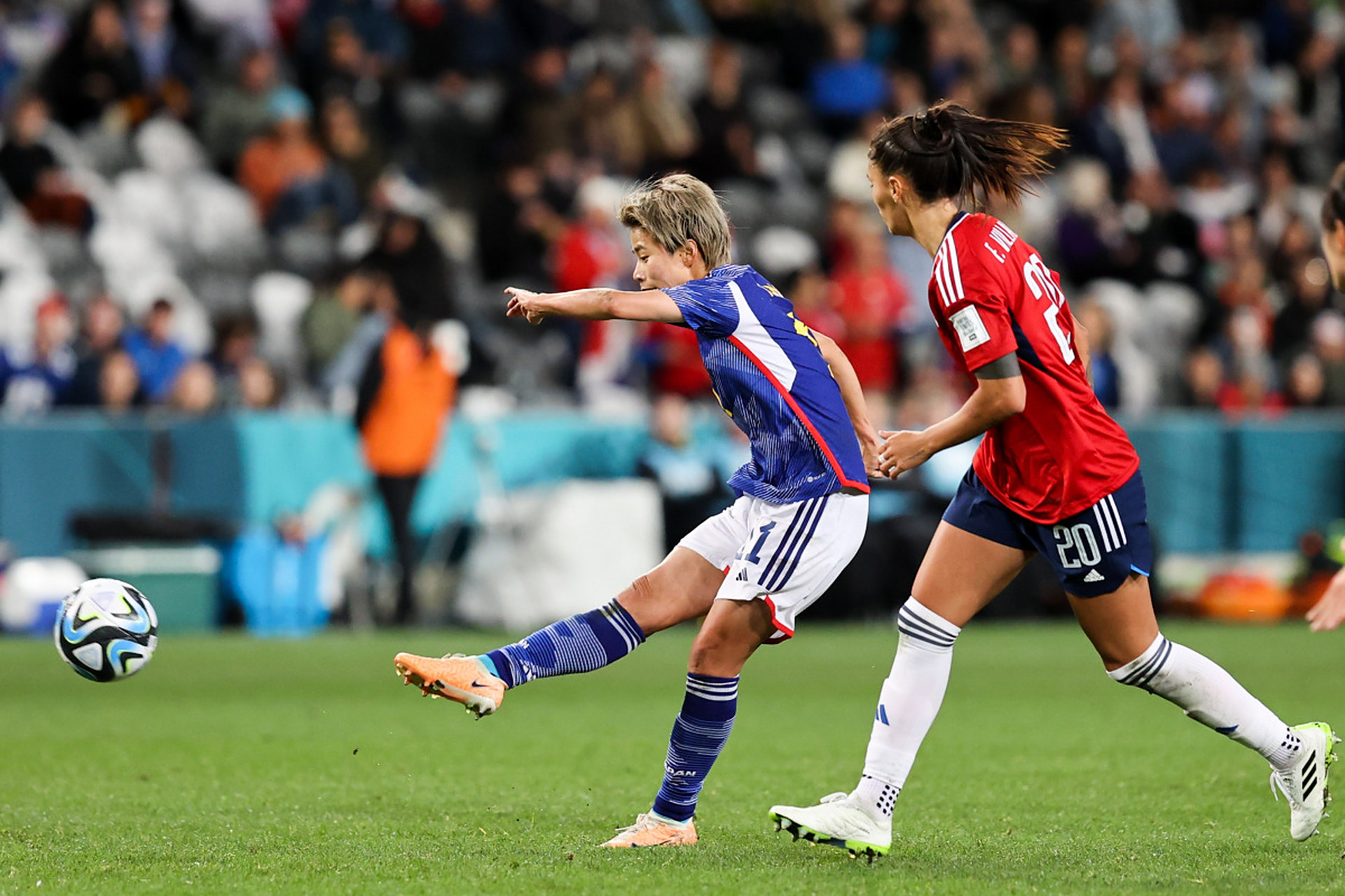 女足精彩对决!日本队胜出德国队 女足精彩对决!日本队胜出德国队