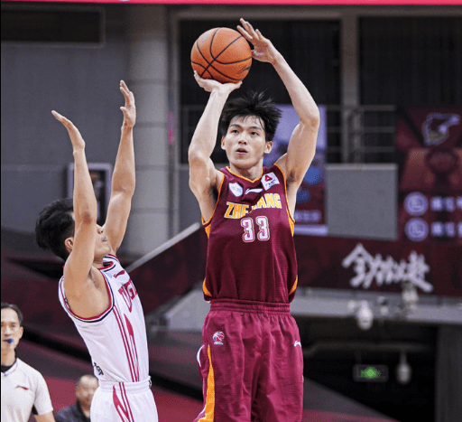 乐鱼体育登录入口-全华班阵容蓄势待发,江苏肯帝亚或成黑马?的简单介绍