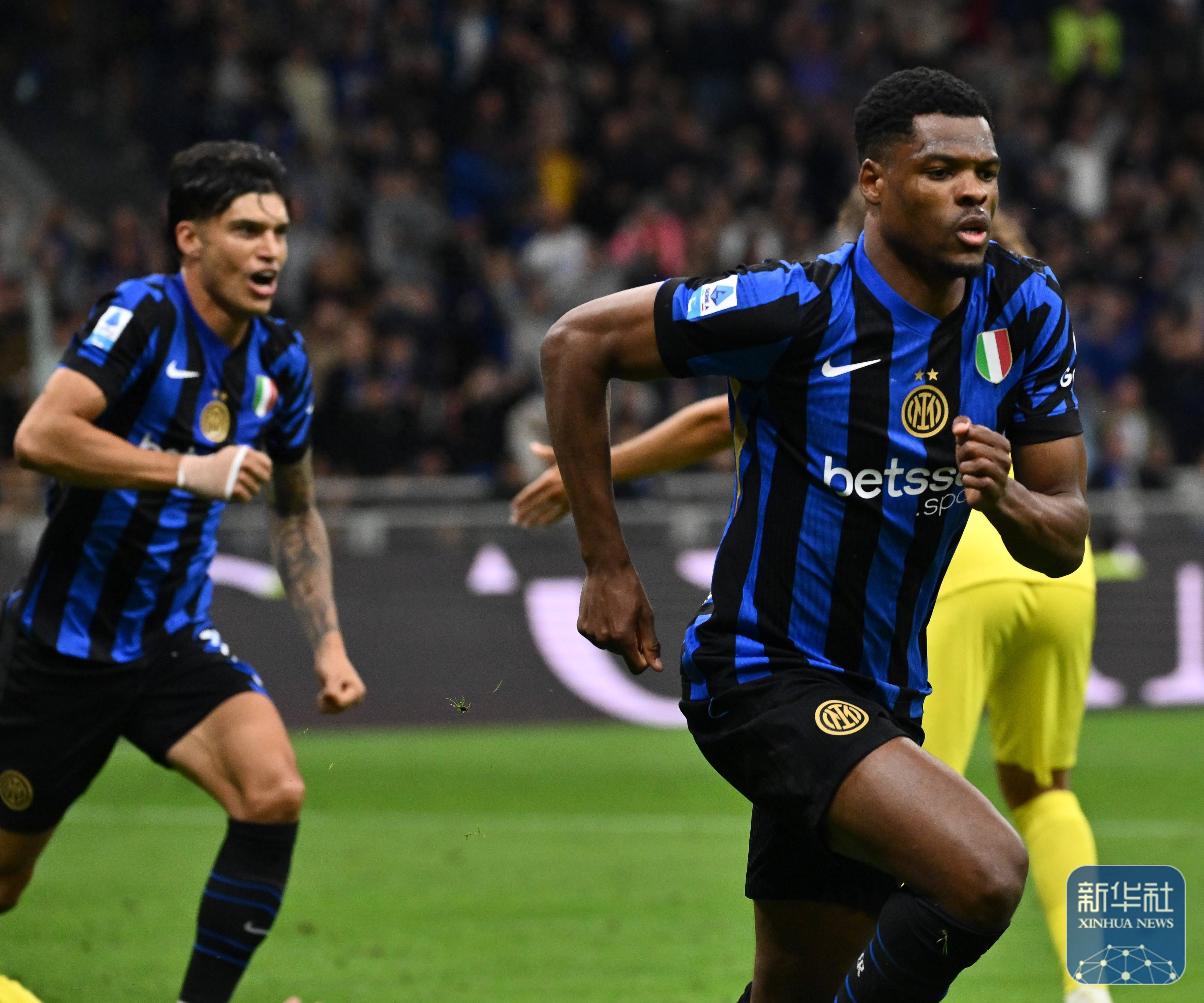 乐鱼体育娱乐-包含拉齐奥在客场迎战AC米兰,全力冲击胜利的词条