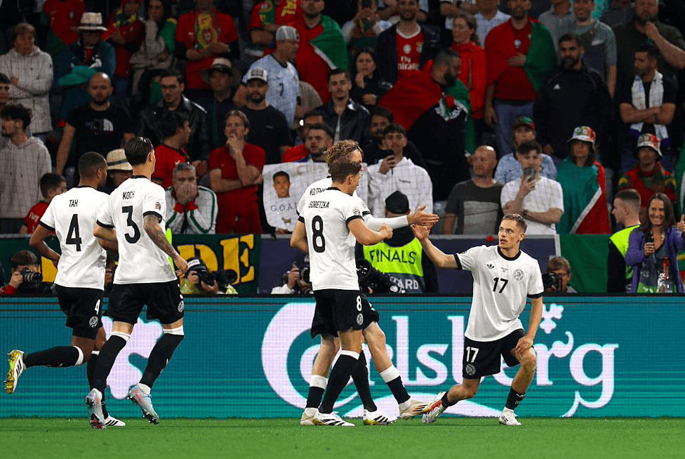 乌拉圭逆转葡萄牙,晋级四分之一决赛的简单介绍 乌拉圭逆转葡萄牙,晋级四分之一决赛的简单介绍